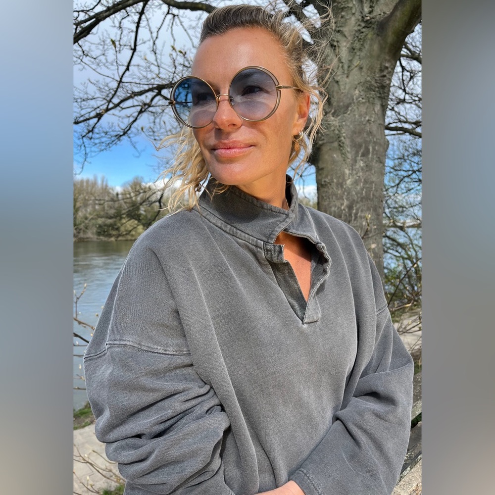 Sloppy Joe Collar 02 - Princess Diana Sweatshirt